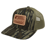 American flag deer patch trucker hat — Southern Strut