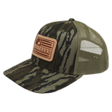 American flag deer patch trucker hat — Southern Strut