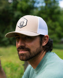 Labrador duck hunting trucker hat — Southern Strut