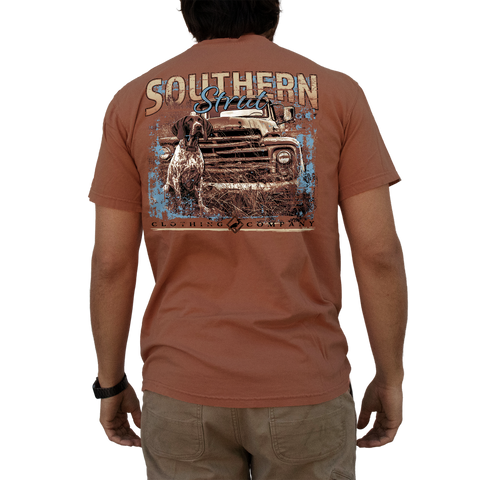 Abandoned Hunt – Southern Strut Pointer & Rusted Truck Tee